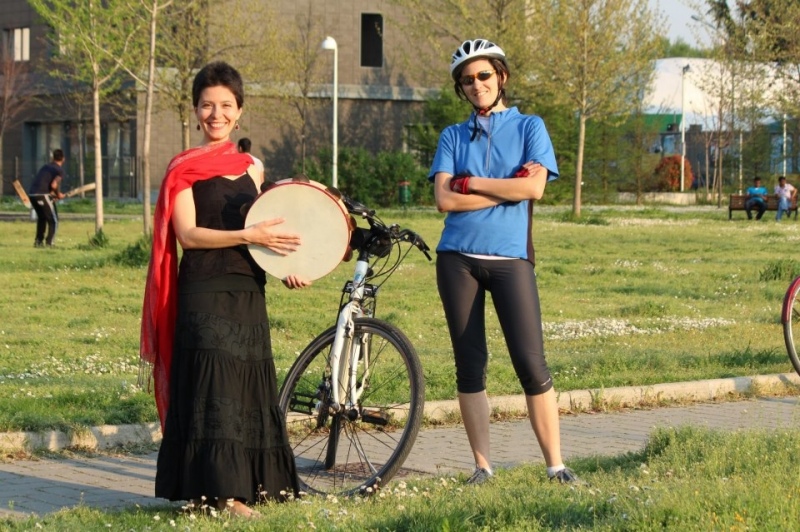 Avventura in bicicletta: da Bologna a Martano due donne percorrono la ciclovia adriatica
