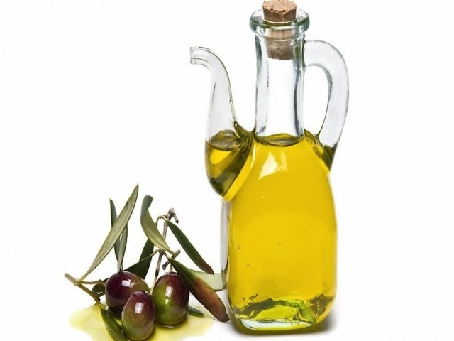 L'olio biologico Dop Pretuziano dell'azienda. Cerulli Spinozzi è il migliore Olio d'Italia 2013
